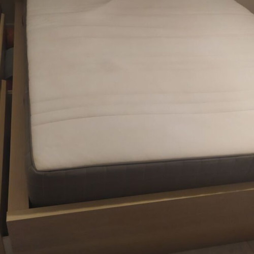 Double bed with mattress and storage drawers like new, 180x200 cm