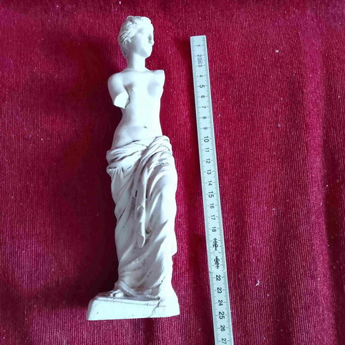 Aphrodite statue 1970-80 used, marble powder collectible