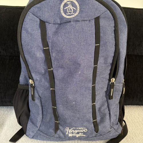 Penguin Original Backpack like new, black and blue