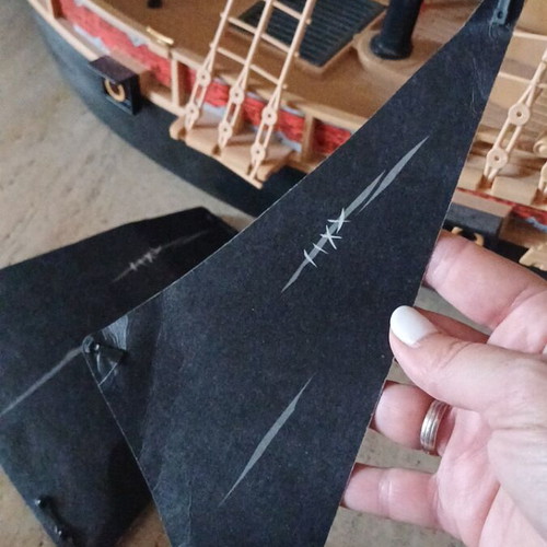Playmobil Pirate Ship 6678 used with broken mast