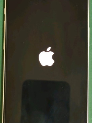 Iphone 13 128GB Starlight σαν καινούργιο με Apple Adapter USB-C 20W