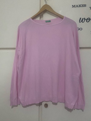 Benetton thin pink pullover like new, size S