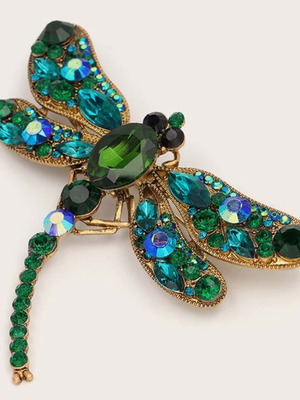 Elegant dragonfly brooch with colorful crystals new