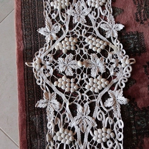 Vintage handmade lace knit with grapes and vine leaves
