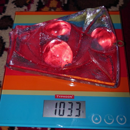 Vintage glass paperweight like new, wall mountable