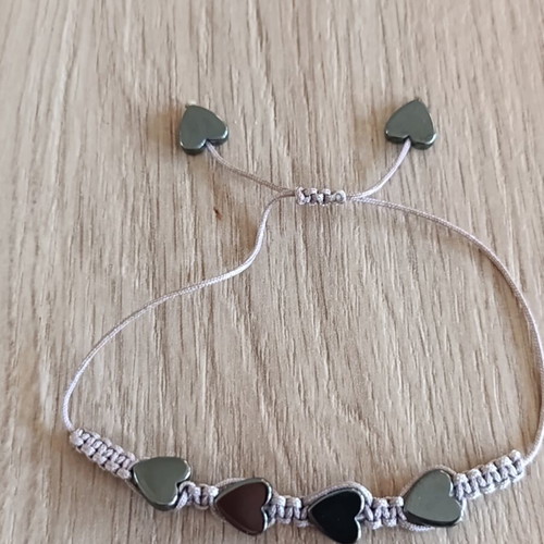 Handmade macrame bracelet with hematite, like new