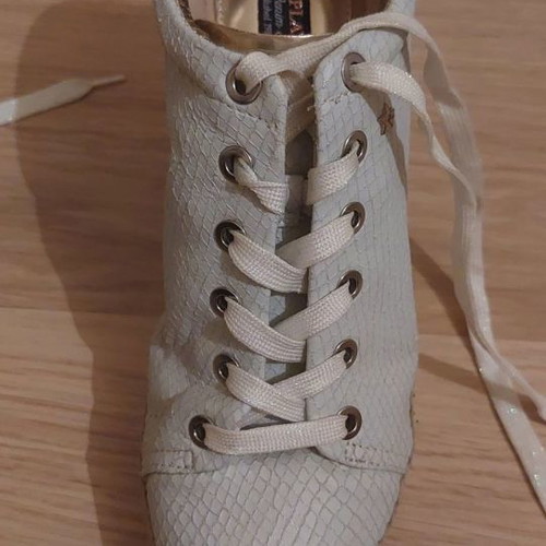Replay Women's Shoes Used In Ecru With Gold Color