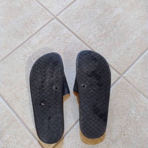 Hush Puppies flip-flops size 38, pair of 2