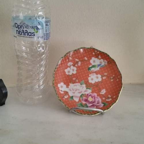 Decorative wall plates set, like new, pack of 4