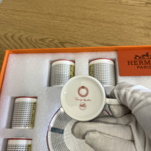 Hermes coffee set for six, 100% porcelain