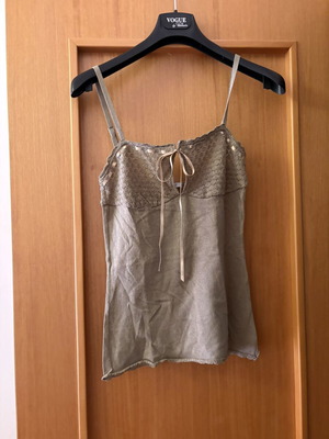 Benetton knitted top with lace details, like new, beige, size M