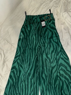 Toi&moi παντελόνι animal print με δώρο σορτσάκι, καινούργιο, μέγεθος S/M