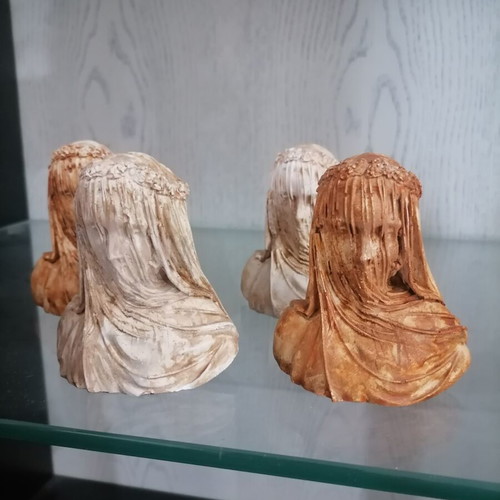 Sculptures set of 4 new, plaster and acrylic