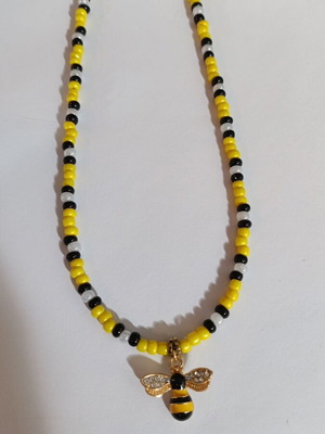 Necklace 629 new, black and yellow