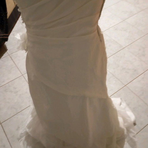 Wedding dress white with embroidered flowers, like new, size S