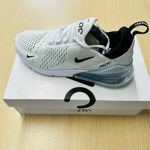 Nike Air Max 270 athletic shoes new, size 43, white