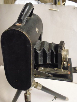 Display dummy camera used with tripod