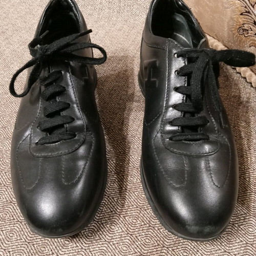 Hogan men's black shoes like new, size 40