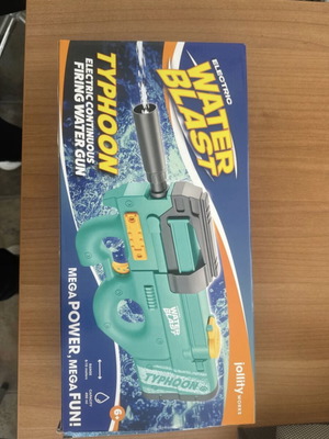 Electric Rechargeable Water Gun with 35-Minute Battery Life