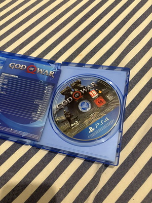 God of War Day One Edition PS4 game