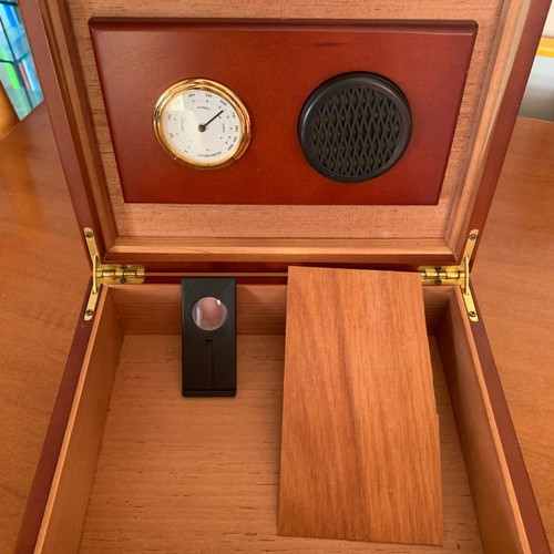 Cigar humidors new wooden with thermometer and clock