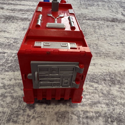 Fire truck toy used with sound, light, and water pump