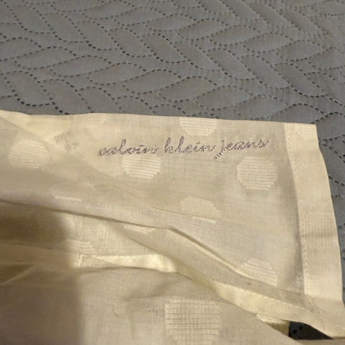 Calvin Klein Jeans white shirt with subtle polka dots like new, Small