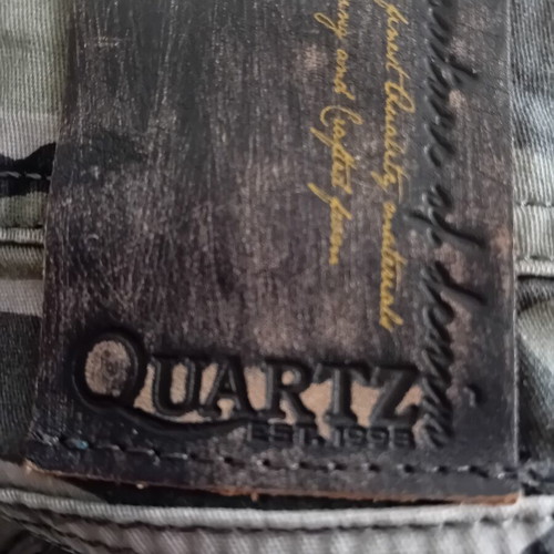 Quartz men's bermuda shorts size Large like new