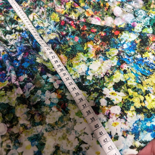 Mini floral skirt Zara like new, multicolor