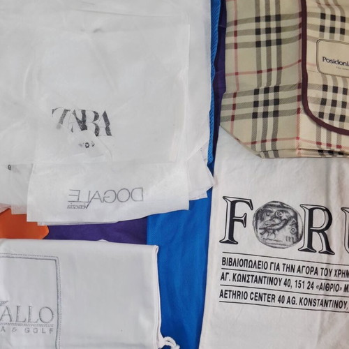 Canvas bags set like new, 30 pieces assorted sizes and colors