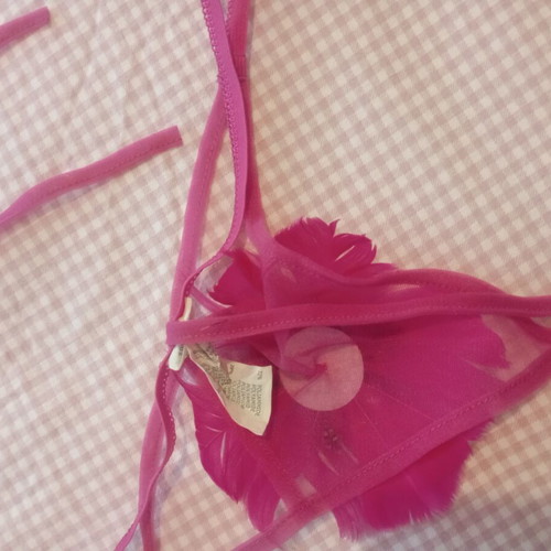 Sexy lingerie new, size up to small, fuchsia with real feathers