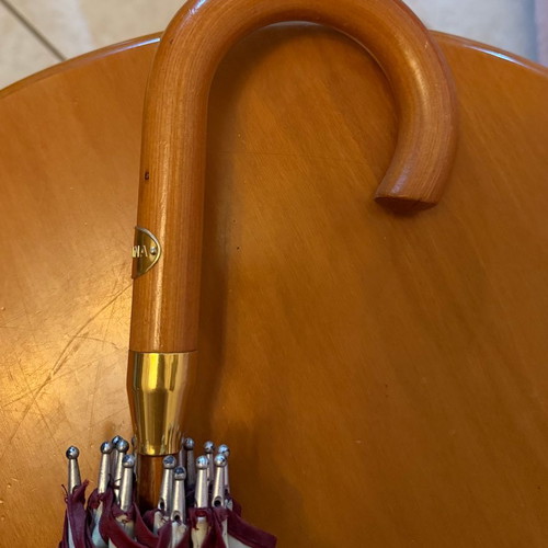 Susina umbrella like new with wooden handle and gold details