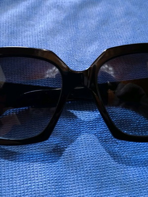 Lussile LS31438 LK01 women's sunglasses like new, black