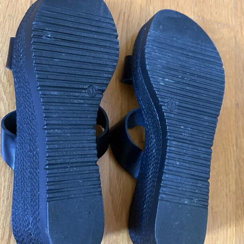 Leather platform sandals black size 37.5, like new, handmade