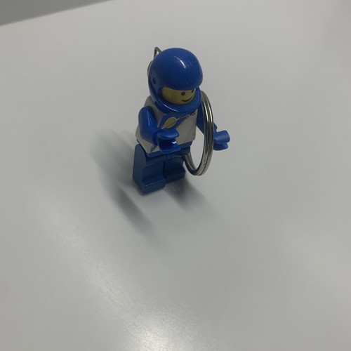 Lego rare collectible astronaut keychain vintage 1987 like new