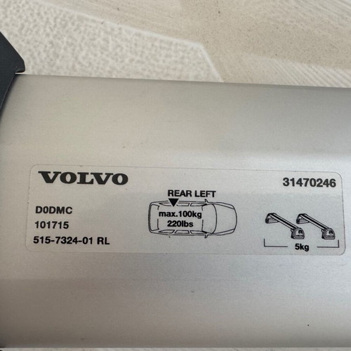 Volvo XC60 Roof Bars 2019 Like New