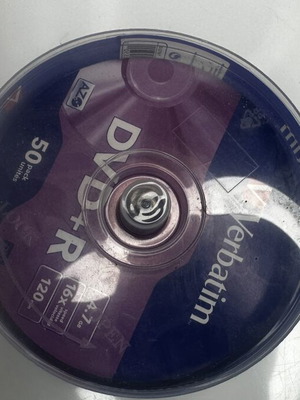 DVD-R дискове нови, празна кутия