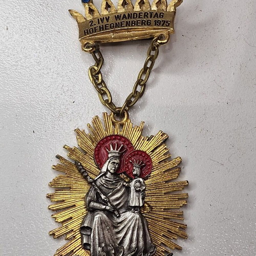 Vintage religious medal Wandertag Bavaria 1975 like new