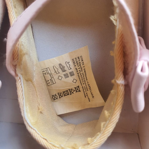 Bebe shoes size 17 like new