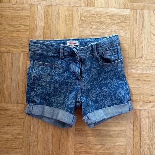 Denim shorts used, kids size 6 years, 116 cm