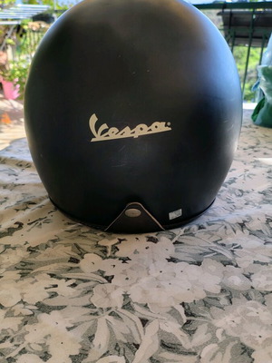 Vespa Versilia Helmet used, size M, leather lining, no visor
