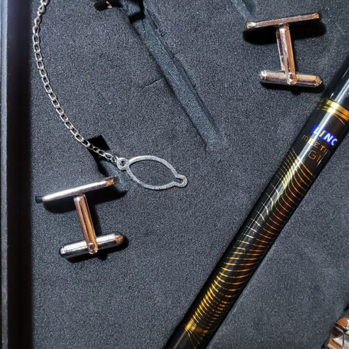 Lena men's set with watch, cufflinks and tie clip like new