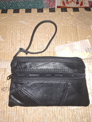 Leather women's wallet like new, black