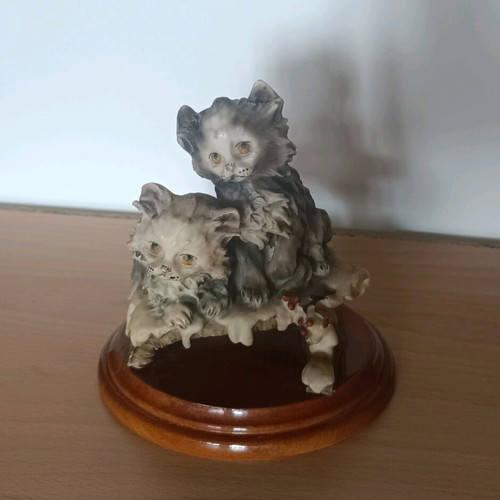Decorative cats new