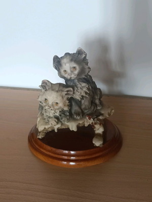 Decorative cats new