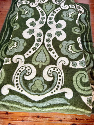 Vintage blanket, 1.08m x 1.70m