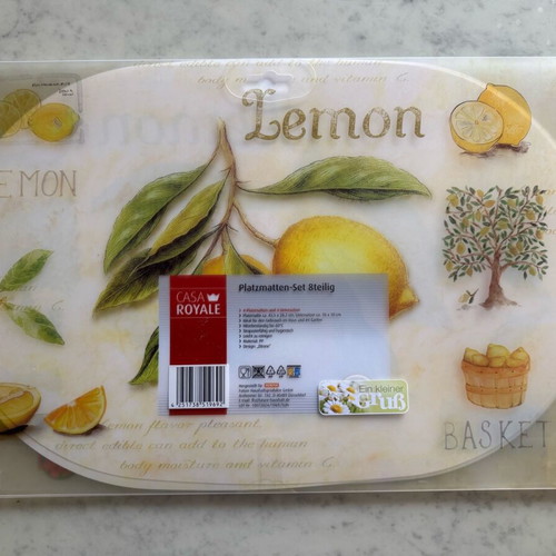 Casa Royale placemats and coasters set 8 pieces new, oval lemon design
