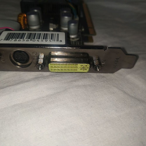 Κάρτα γραφικών XFX GeForce 9500GT 512MB σαν καινούργιο