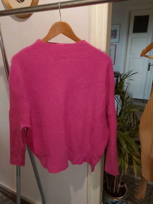American Stars Sweater pullover one size like new, pink