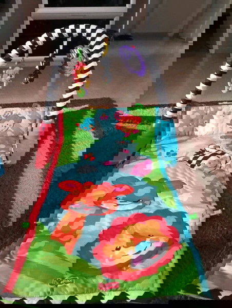 бебешки матрак за игра